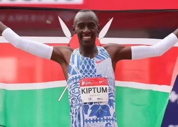 Kelvin Kiptum broke Eliud Kipchoge's world record in Chicago last October