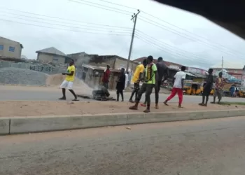 Protest in Nigeria turns violent as youths clash with police in Kurudu, Abuja