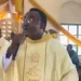 Catholic priest apologises for singing King Paluta’s Aseda song at Mass [VIDEO]